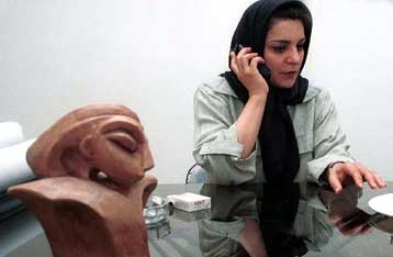 Έπειτα από μία εβδομάδα αποφυλακίστηκε η Ιρανή σκηνοθέτιδα Μιλάνι