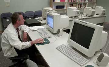 Φτωχότερος όλων των Ευρωπαίων ο Έλληνας εργαζόμενος