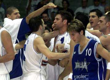 Εύσημα από ιταλικό και ισπανικό Τύπο για τη νίκη της εθνικής μπάσκετ