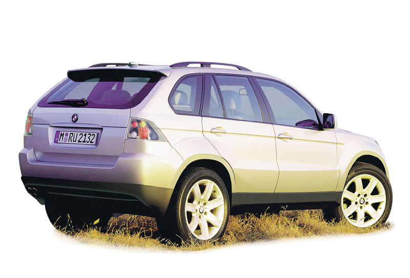 Αύξηση πωλήσεων με περισσότερα μοντέλα θα επιδιώξει η BMW