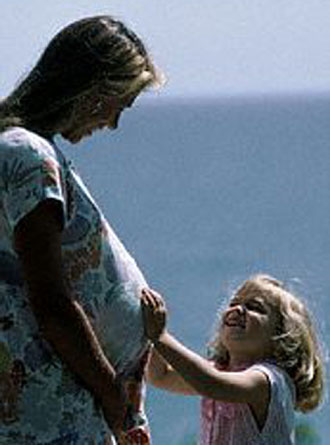 Αλήθειες και ψέματα για τις «λιγούρες» της εγκυμοσύνης