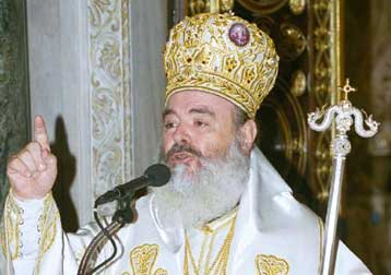 Η αγάπη για την πατρίδα δεν είναι εθνικισμός, δήλωσε ο Αρχιεπίσκοπος