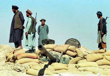 Δύναμη 8.000 ανδρών ανέπτυξαν οι Ταλεμπάν στα σύνορα με το Ουζμπεκιστάν