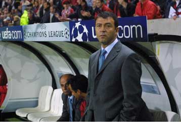 Ο Ολυμπιακός θα «κλέψει» την εθνική εν όψει Μάντσεστερ, όπου θα αγωνιστεί ο Ζιοβάνι