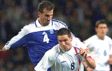 Έχασε με 2-1, αλλά πέρασε στην επόμενη φάση η εθνική Ελπίδων