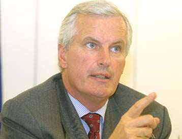 «Ναι» στη χρηματοδότηση του Κτηματολογίου αλλά μόνο για νέες εργασίες, είπε ο Μπαρνιέ