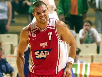 Τραυματίστηκε στην προπόνηση ο Παπανικολάου, «πονά» μαζί του ο Ζούρος…