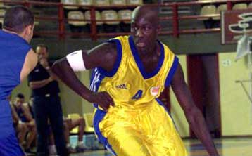 Τέλος ο Γκραντ από το Περιστέρι, ακολουθεί ο Μαρτίνεθ