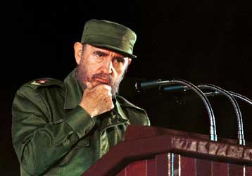 Τη δίκη του Κάστρο για εγκλήματα κατά της ανθρωπότητας μελετούν Κουβανοί εξόριστοι