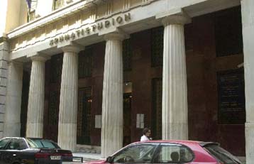 Συνεχίζεται η άνοδος στο ΧΑΑ το μεσημέρι της Πέμπτης