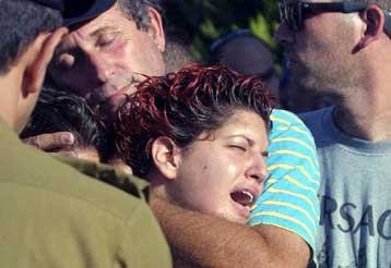 Ένας νεκρός και επτά τραυματίες από επίθεση Παλαιστινίου σε στάση λεωφορείου