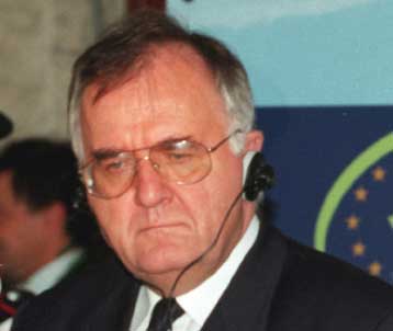 Εφαρμογή των αποφάσεων του ΕΔΑΔ για την Κύπρο ζήτησε από την Τουρκία ο Βάλτερ Σβίμερ