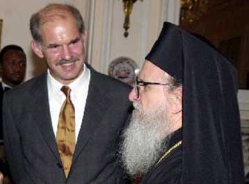 Με τον Αρχιεπίσκοπο Αμερικής Δημήτριο συναντήθηκε ο Έλληνας υπουργός Εξωτερικών στη Νέα Υόρκη