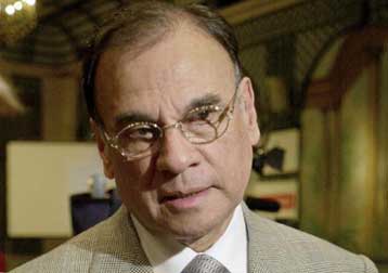 Πτώση 3% στις τιμές του πετρελαίου, καθώς αυξάνονται τα αμερικανικά αποθέματα