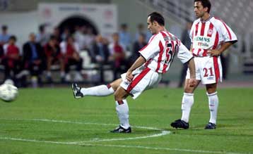 Πολλά γκολ και θέαμα στο 5-3 του Ολυμπιακού επί της Λάρισας