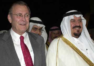 Σε εξέλιξη οι συνομιλίες του Ράμσφελντ με την ηγεσία της Σαουδικής Αραβίας