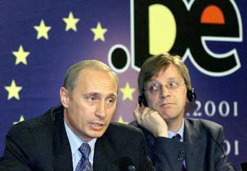 Υποχωρητικός υπό όρους ο Πούτιν ως προς τη διεύρυνση του ΝΑΤΟ