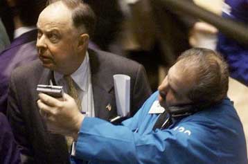 Κέρδη για Nasdaq και Dow Jones την Τρίτη εν αναμονή της Fed