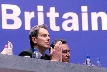 «Παραδώστε τον Μπιν Λάντεν ή την εξουσία» το τελεσίγραφο Μπλερ στους Ταλεμπάν