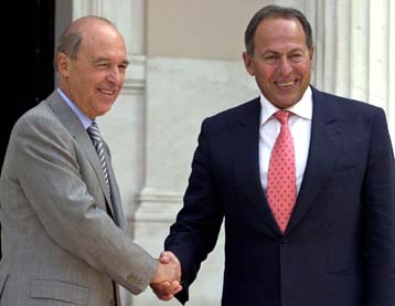 Με τον πρόεδρο του Λιβάνου συναντήθηκε ο Κώστας Σημίτης