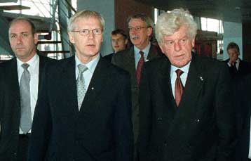 Στο χαμηλότερο επίπεδο της τετραετίας η οικονομική εμπιστοσύνη στην ευρωζώνη