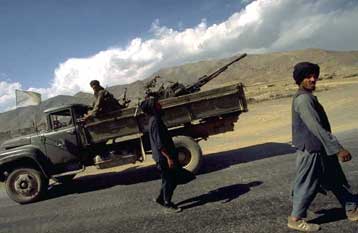 «Πολεμήστε σκληρά» κατά των ΗΠΑ, παρακινούν τους Αφγανούς στρατιώτες οι Ταλεμπάν