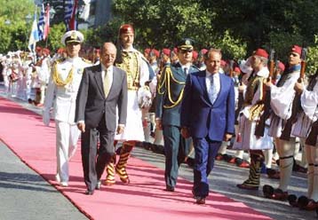 Τον πρόεδρο του Λιβάνου υποδέχτηκε ο Κ.Στεφανόπουλος