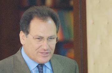 Φάκελο για τη «δίωξη» του Κτηματολογίου ετοίμασε ο υπουργός ΠΕΧΩΔΕ