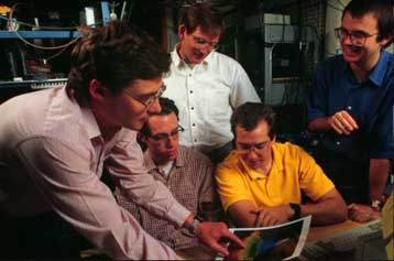 Νόμπελ φυσικής για τη δημιουργία του «συμπυκνώματος Μπόσε – Αϊνστάιν»