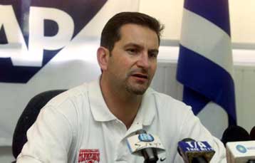 Ο Ηλίας Ζούρος μίλησε για την ευρωπαϊκή περιπέτεια του Ολυμπιακού και όχι μόνο