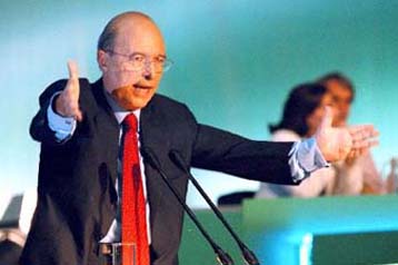 Νέα ενότητα χωρίς εν λευκώ εξουσιοδότηση ζήτησε ο πρωθυπουργός – Στήριξη Τσοχατζόπουλου