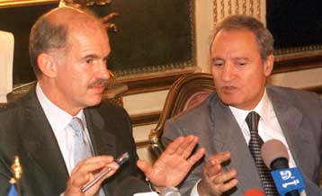 Τρομοκρατία και Μεσανατολικό στις συναντήσεις του Γ.Παπανδρέου στη Δαμασκό