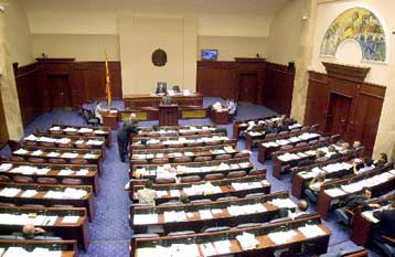 Συνεχίζεται η συζήτηση στην ΠΓΔΜ για δημοψήφισμα επί των συνταγματικών αλλαγών