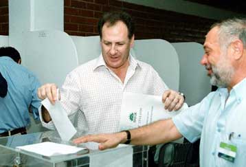 Πρωτιά Λαλιώτη στην ψηφοφορία για τα μέλη της ΚΕ του ΠΑΣΟΚ