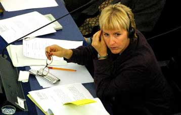 Πρόσθετα μέτρα για την προστασία από τρομοκρατικές ενέργειες ανακοίνωσε η Κομισιόν