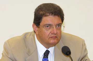 Αδιάλλακτη η Κομισιόν στην επέκταση της βοήθειας προς τις αεροπορικές εταιρείες