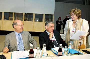 Σύσκεψη στο Μαξίμου για τη Σύνοδο Κορυφής της ΕΕ