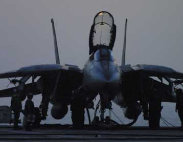 Σφοδρές αεροπορικές επιδρομές των Αμερικανών εναντίον του Κανταχάρ και της Καμπούλ