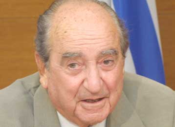 Πόλεμος δηλώσεων ΥΠΕΧΩΔΕ-Μητσοτάκη με αφορμή τις κατηγορίες του πρώτου για το 93