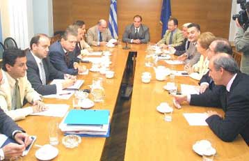 Οι δημοτικές και νομαρχιακές εκλογές στο Πολιτικό Συμβούλιο της ΝΔ