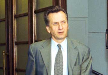 Φθηνότερα τέλη στάθμευσης αεροσκαφών στο «Ελευθέριος Βενιζέλος» προανήγγειλε ο Δρυς