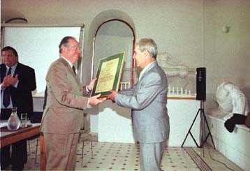 Το λιθοξόο Ιωάννη Αρμπιλιά βράβευσε ο Ευάγγελος Βενιζέλος