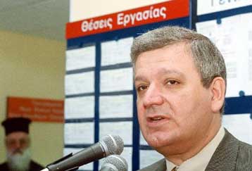 Αντιδράσεις στις εκτιμήσεις του ΣΒΒΕ για ενδεχόμενη κάμψη της απασχόλησης