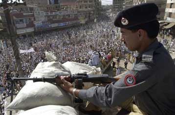 Έκρηξη στο αεροδρόμιο της πακιστανικής πρωτεύουσας