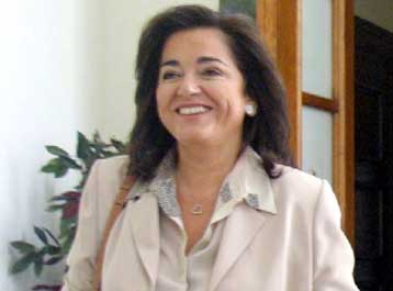 Ο Κ.Σημίτης ταυτίζεται με τη «σκευωρία Λαλιώτη», λέει η Ντόρα Μπακογγιάννη