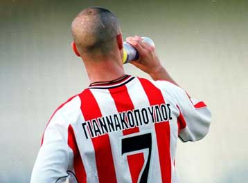 Χωρίς Βενετίδη αλλά με Γιαννακόπουλο-Ελευθερόπουλο ο Ολυμπιακός στην Αγγλία