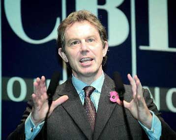 Ραγδαία επιδείνωση της οικονομικής κατάστασης (και) στη βρετανική οικονομία