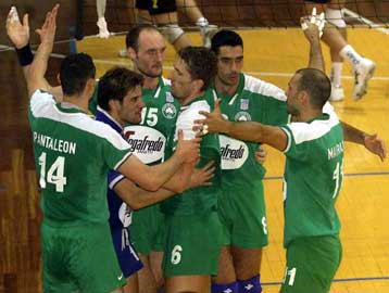 Απτόητος συνεχίζει ο Παναθηναϊκός με νίκη 3-1 στο ντέρμπι με τον ΠΑΟΚ