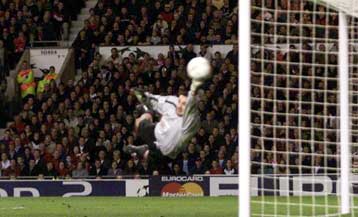 Απογοητευμένος και ταλαιπωρημένος στην Αθήνα ο Ολυμπιακός