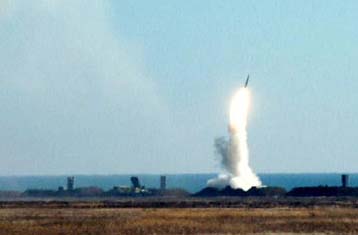 Παραιτήθηκε ο υπουργός Αμυνας της Ουκρανίας – Αποζημίωση ζητά η ιδιοκτήτρια εταιρεία του Tupolev